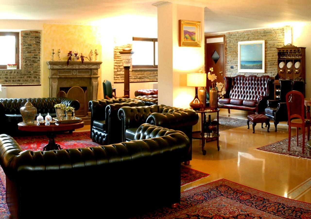 Hotel Stella Maris Casal Velino Exteriör bild